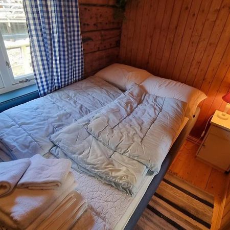 SørvågenKoselig Rorbu Pa Tind别墅 外观 照片
